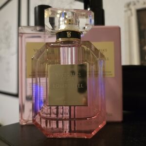 Limited Edition Victoria's Secret Bombshell perfume